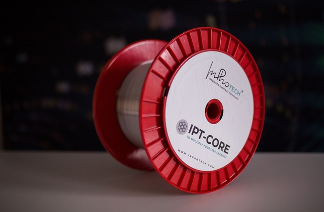 Pioneering installation of our seven-core fiber!